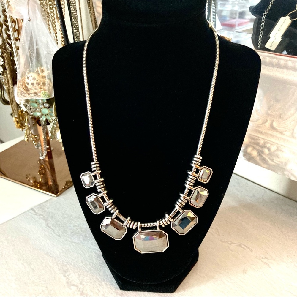 NWT Hannah Collection hematite necklace
